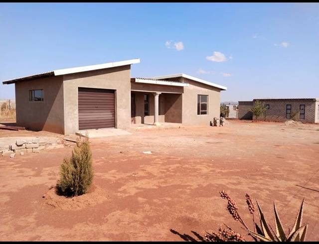 2 BEDROOM HOUSE FOR SALE IN MANKWENG